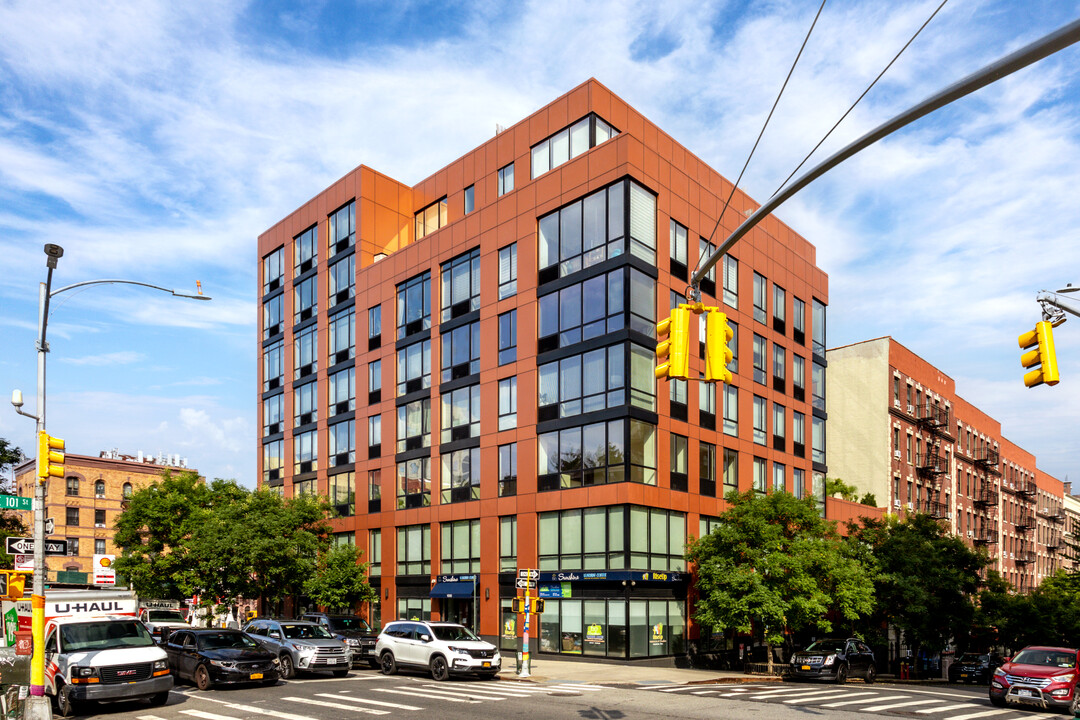 The Copper Hill in New York, NY - Foto de edificio