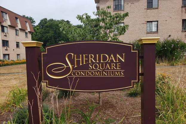 135 Grove St, Unit 128 in Rockland, MA - Foto de edificio - Building Photo