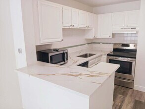 1760 Palm Cove Blvd in Delray Beach, FL - Building Photo - Building Photo