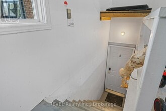 101 Wellandvale Dr in Welland, ON - Building Photo - Building Photo