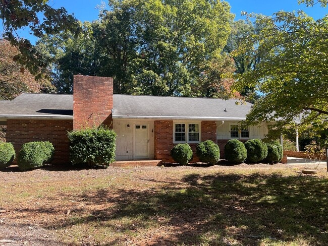 property at 2569 Lake Forest Dr