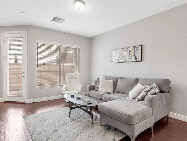 property at 1542 Evening Spirit Ave