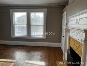 145 Union St in Bangor, ME - Foto de edificio - Building Photo