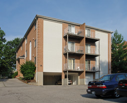 1410 Alexandria Pike Apartments