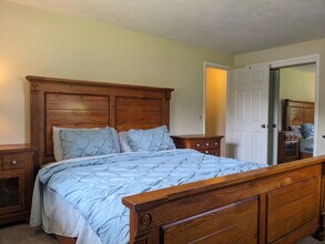 125 Mobile Dr in Rochester, NY - Building Photo - Building Photo