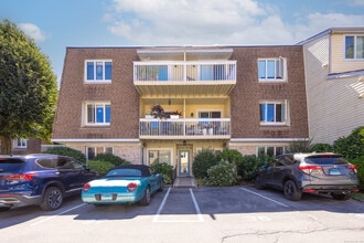 61 Seaview Ave in Stamford, CT - Building Photo - Building Photo