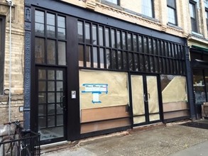 65 Irving Ave in Brooklyn, NY - Foto de edificio - Building Photo