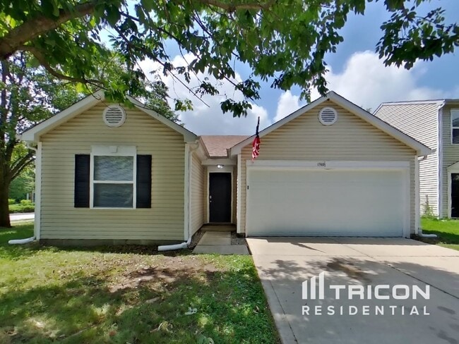 property at 1910 Southernwood Ln