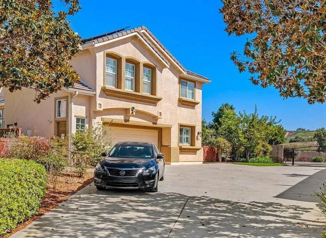 5403 Foxtail Loop in Carlsbad, CA - Building Photo - Building Photo
