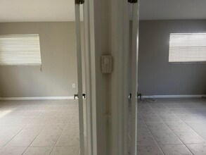 325 Ocean Breeze in Lake Worth Beach, FL - Building Photo - Building Photo