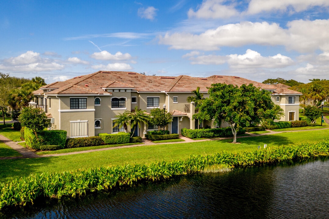 San Merano at Mirasol in Palm Beach Gardens, FL - Building Photo