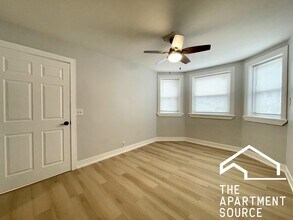 4340 W Shakespeare Ave, Unit G in Chicago, IL - Building Photo - Building Photo