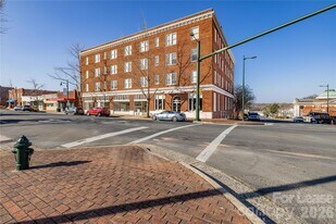 197 N 2nd St, Unit 302 in Albemarle, NC - Building Photo