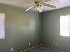 3128 Hempstead Rd in Sacramento, CA - Building Photo - Building Photo