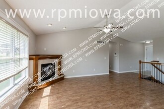 804 NW Calista Dr in Grimes, IA - Building Photo - Building Photo