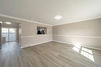 513 S 450 E in Clearfield, UT - Building Photo - Building Photo