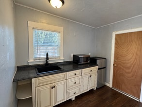 2269 Conifer Ave in San Diego, CA - Building Photo - Building Photo