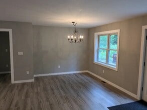 200 Couchtown Rd in Warner, NH - Building Photo - Building Photo