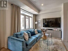 2556 Ladyfern Crossing in Pickering, ON - Building Photo - Building Photo