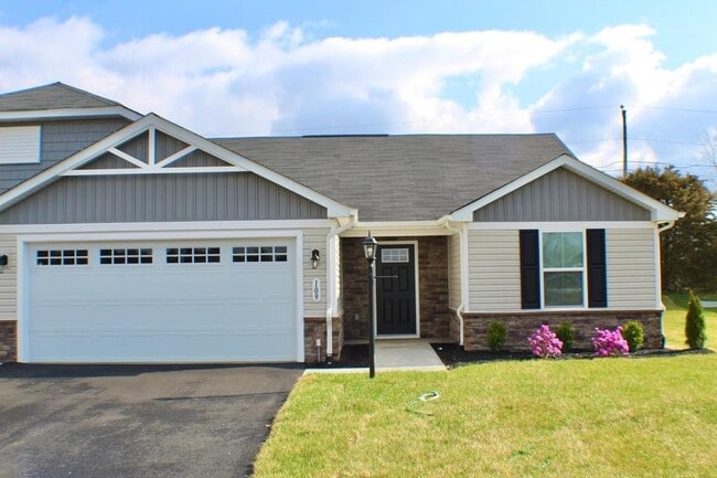 property at 109 S Peak Dr