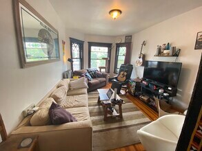 35 Langley Rd, Unit 1 in Boston, MA - Building Photo - Building Photo