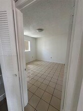 120 W 9th St in Hialeah, FL - Building Photo - Building Photo