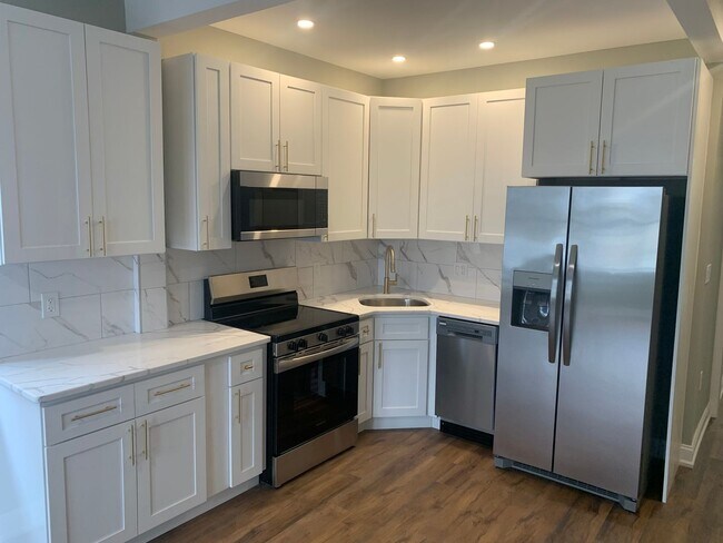 1828 W Venango St-Unit -unit 3 in Philadelphia, PA - Building Photo - Building Photo