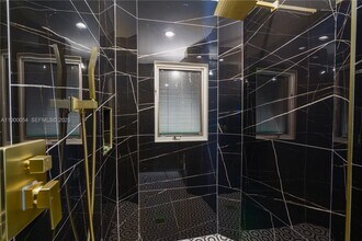 2827 S Indian River Dr in Fort Pierce, FL - Building Photo - Building Photo