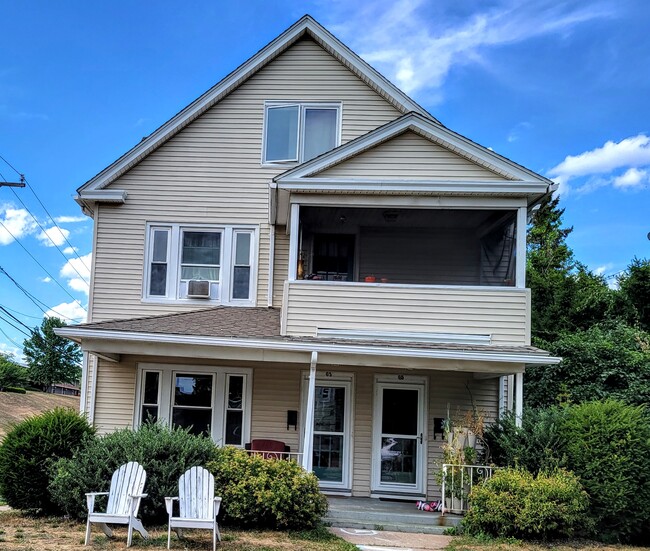 63 Durkin St