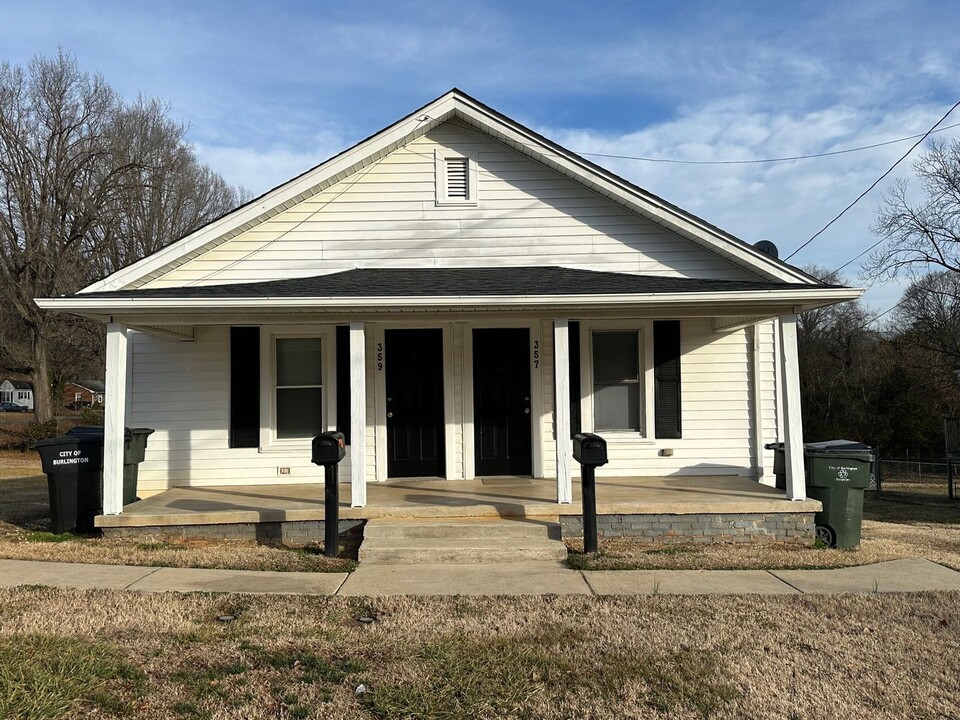 359 Harden St in Burlington, NC - Building Photo