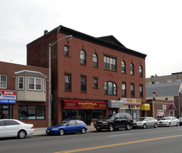 258-260 Washington Ave in Belleville, NJ - Foto de edificio - Building Photo