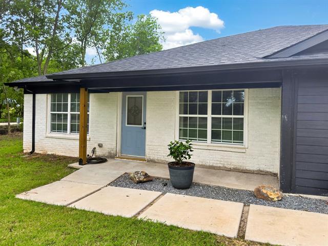 property at 529 Celtic Rd