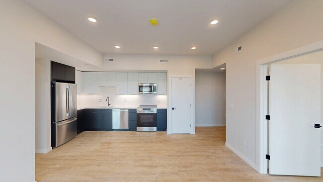 36 Mount Pleasant St, Unit 406
