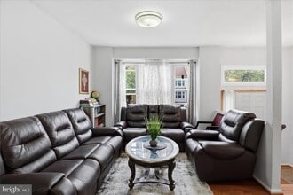 459 Virginia Ave in Herndon, VA - Building Photo - Building Photo