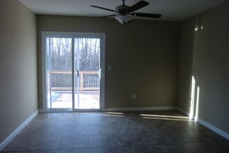 252 Sandridge Dr, Unit 252 in Collinsville, IL - Building Photo - Building Photo