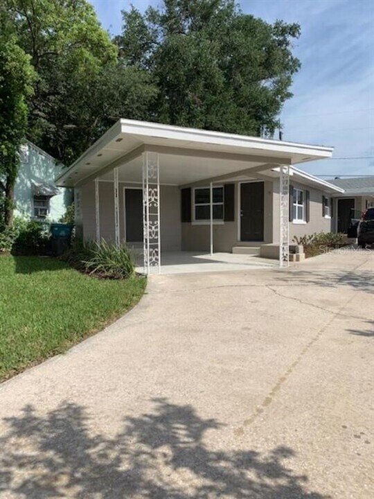 21 W Grant St in Orlando, FL - Building Photo