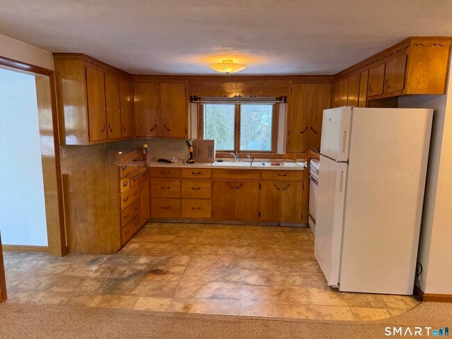 183 Melbourne St in Naugatuck, CT - Building Photo - Building Photo