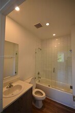 170 NW 158th St in Miami, FL - Building Photo - Building Photo