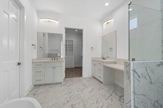 2022 Thonig Rd in Houston, TX - Building Photo - Building Photo