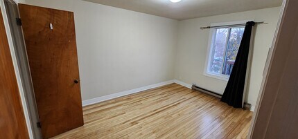 5125 Perras Rue in Montreal Nord, QC - Building Photo - Building Photo