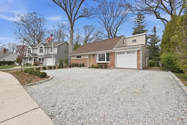 3685 Hope Pl in Wantagh, NY - Building Photo - Building Photo