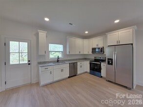 1030 Patton Ave in Albemarle, NC - Building Photo - Building Photo