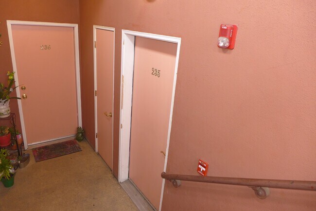 508 Main St in Watsonville, CA - Building Photo - Interior Photo