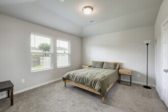 5638 Madden Ln in Houston, TX - Building Photo - Building Photo