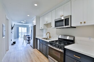 Draco Apartments in Los Angeles, CA - Foto de edificio - Building Photo