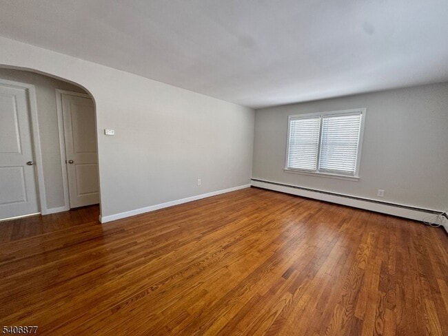 156 E Prospect St in Hackettstown, NJ - Building Photo - Building Photo