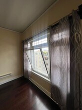 1030 E Ocean Blvd in Long Beach, CA - Building Photo - Building Photo