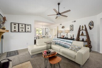 9455 E Purdue Ave in Scottsdale, AZ - Building Photo - Building Photo