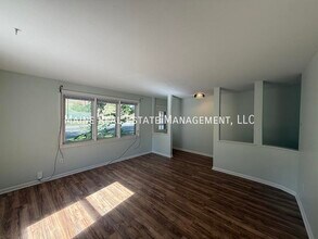 227 Ohio St in Bangor, ME - Building Photo - Building Photo