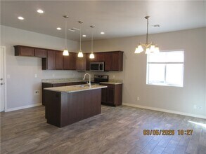 10113 Black Boot Dr in Kingman, AZ - Building Photo - Building Photo